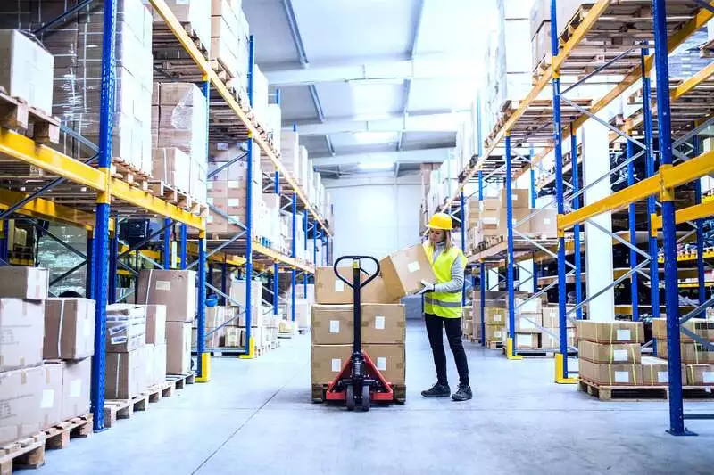 Master Data Management for Distribution