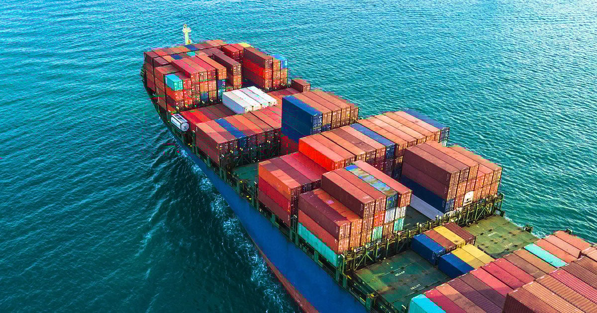 Building Supply Chain Resilience: Strategies & Examples